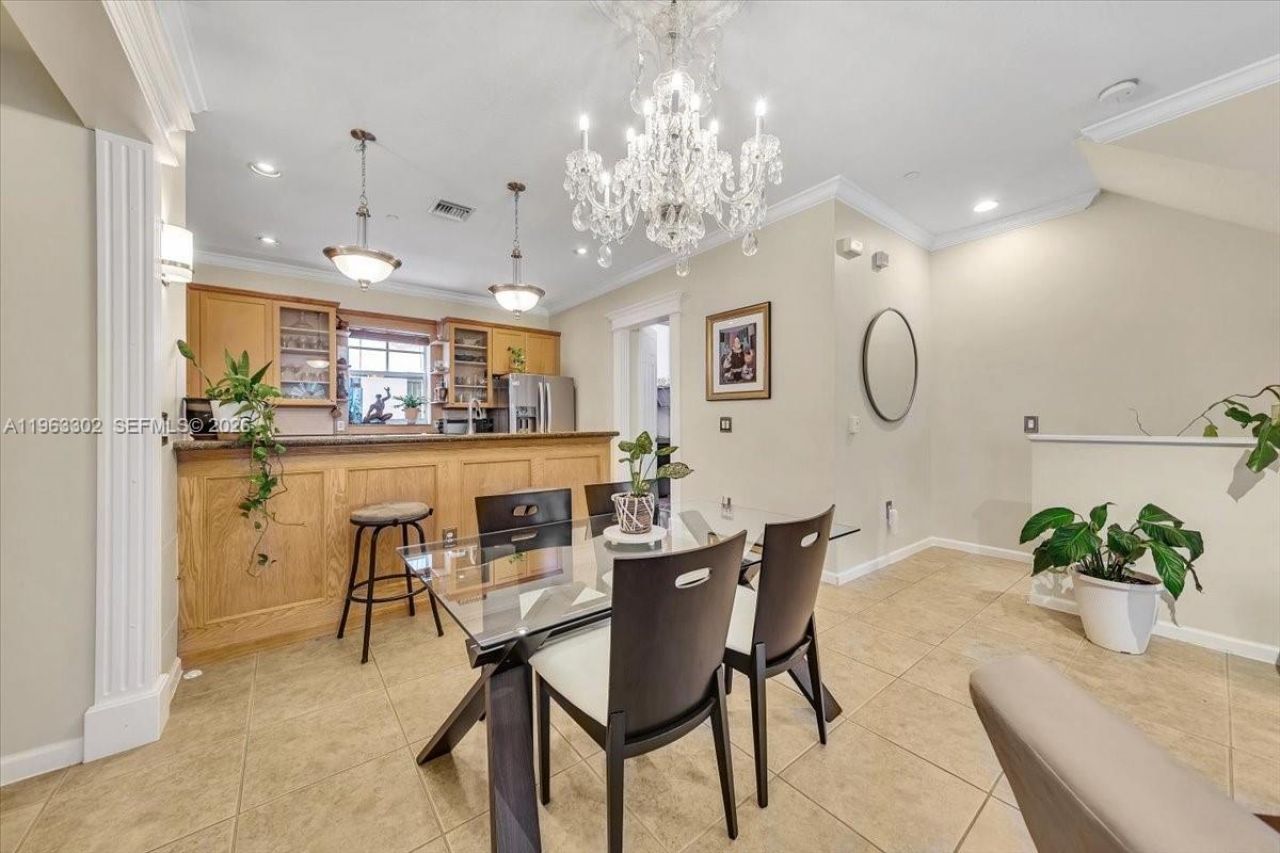 1033 NE 17th Way, Unit 1001, Fort Lauderdale, FL 33304 Photo