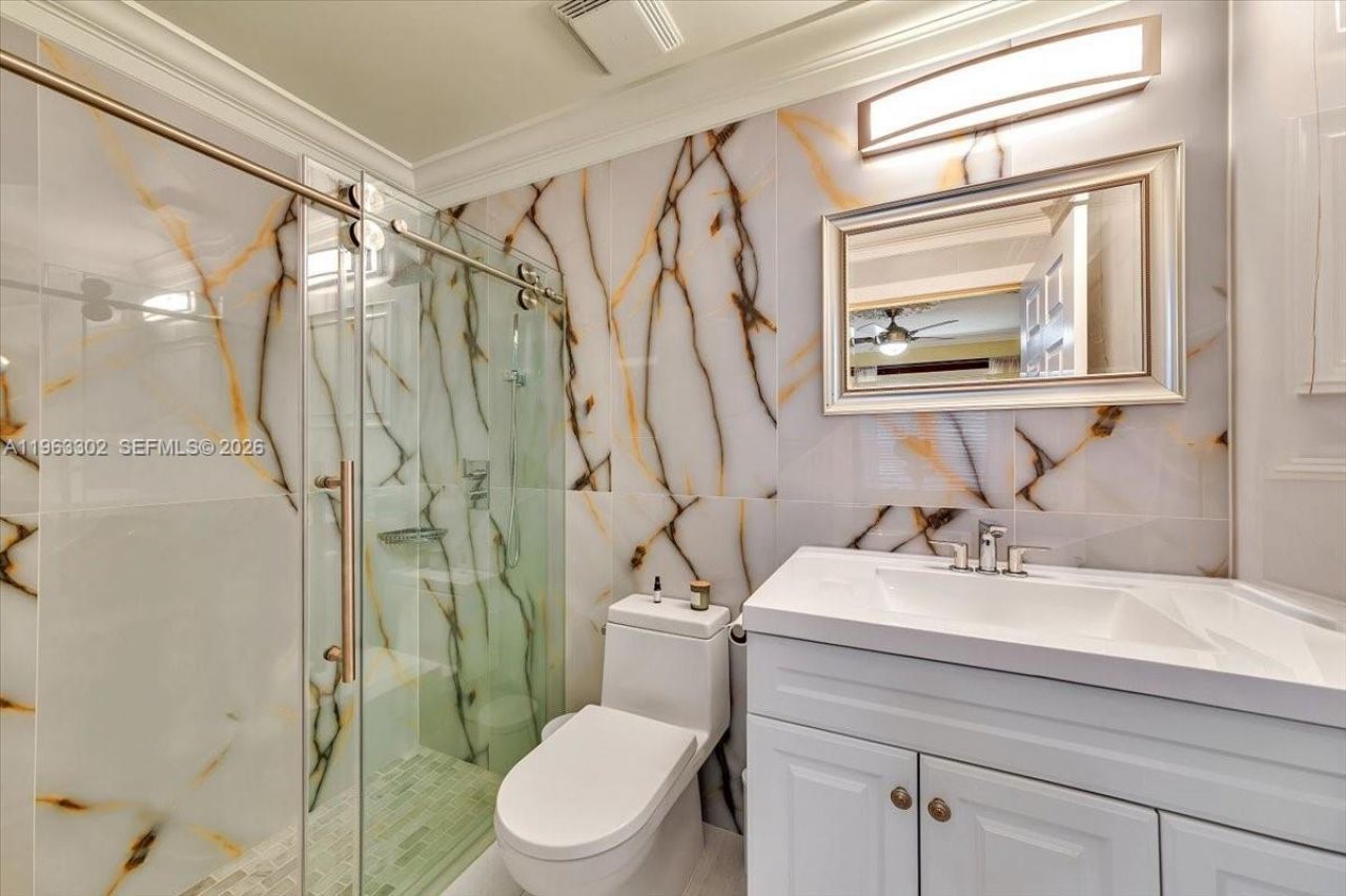 1033 NE 17th Way, Unit 1001, Fort Lauderdale, FL 33304 Photo