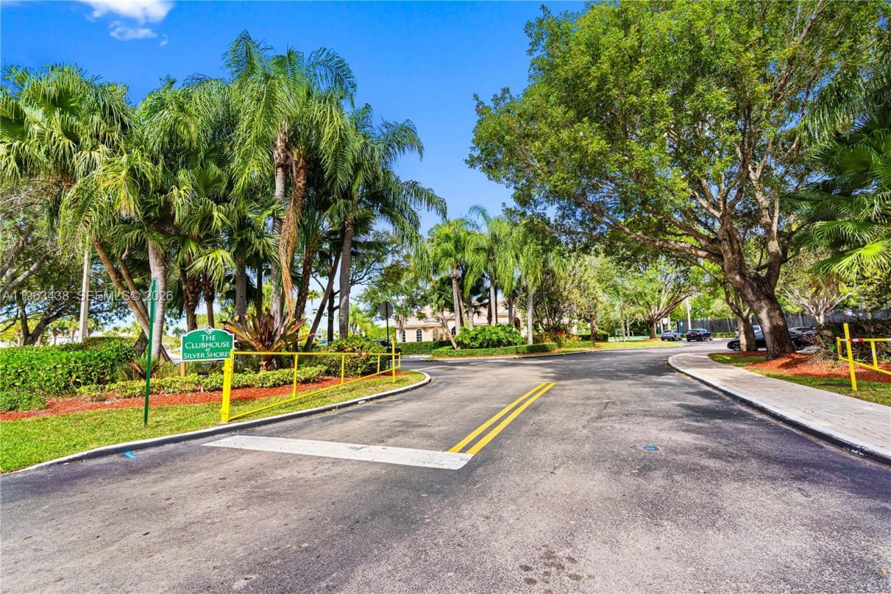 15341 SW 20th St , Miramar, FL 33027 Photo