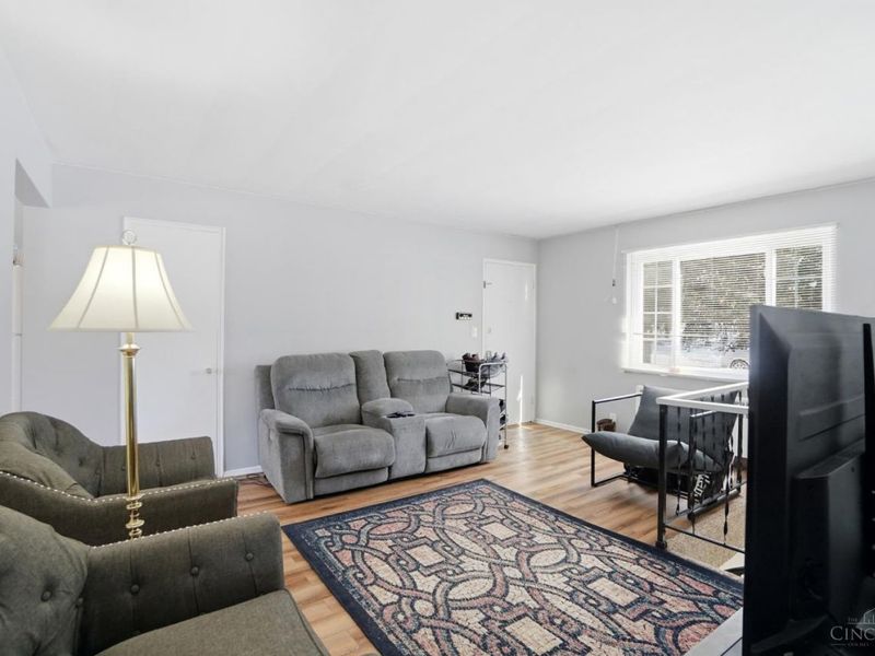 3091 Riddle View Lane, Cincinnati, OH 45220 Photo 12