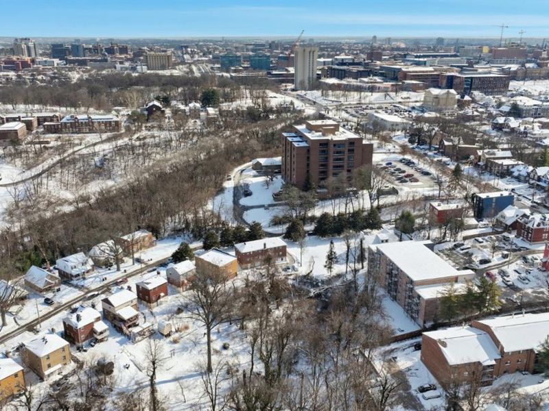 3091 Riddle View Lane, Cincinnati, OH 45220 Photo 4