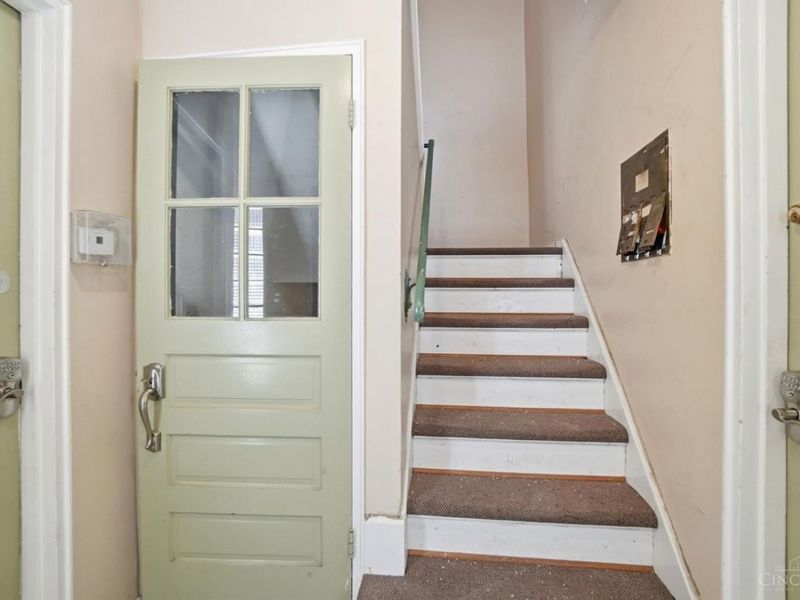 3091 Riddle View Lane, Cincinnati, OH 45220 Photo 8