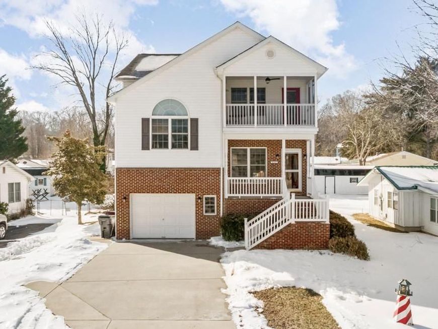 42161 Patuxent Drive, Mechanicsville, MD 20659 Main Photo