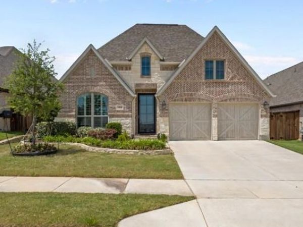 10524 Oates Branch Lane, Fort Worth, TX 76126