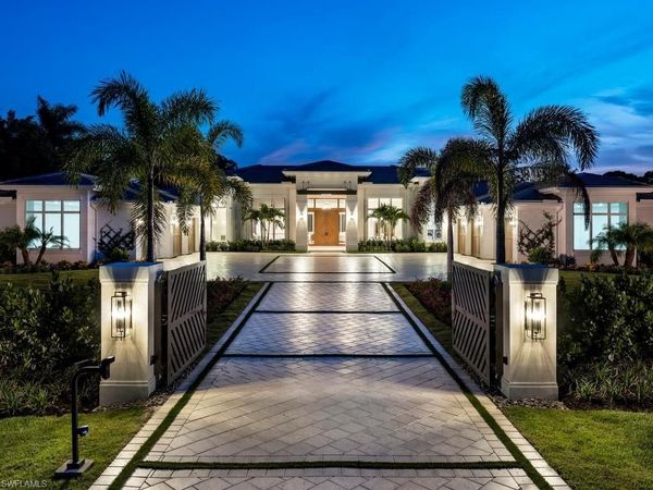 601 Carica RD, NAPLES, FL 34108