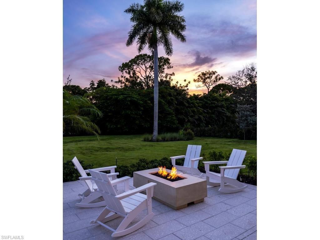601 Carica Rd, Naples, FL 34108 Photo