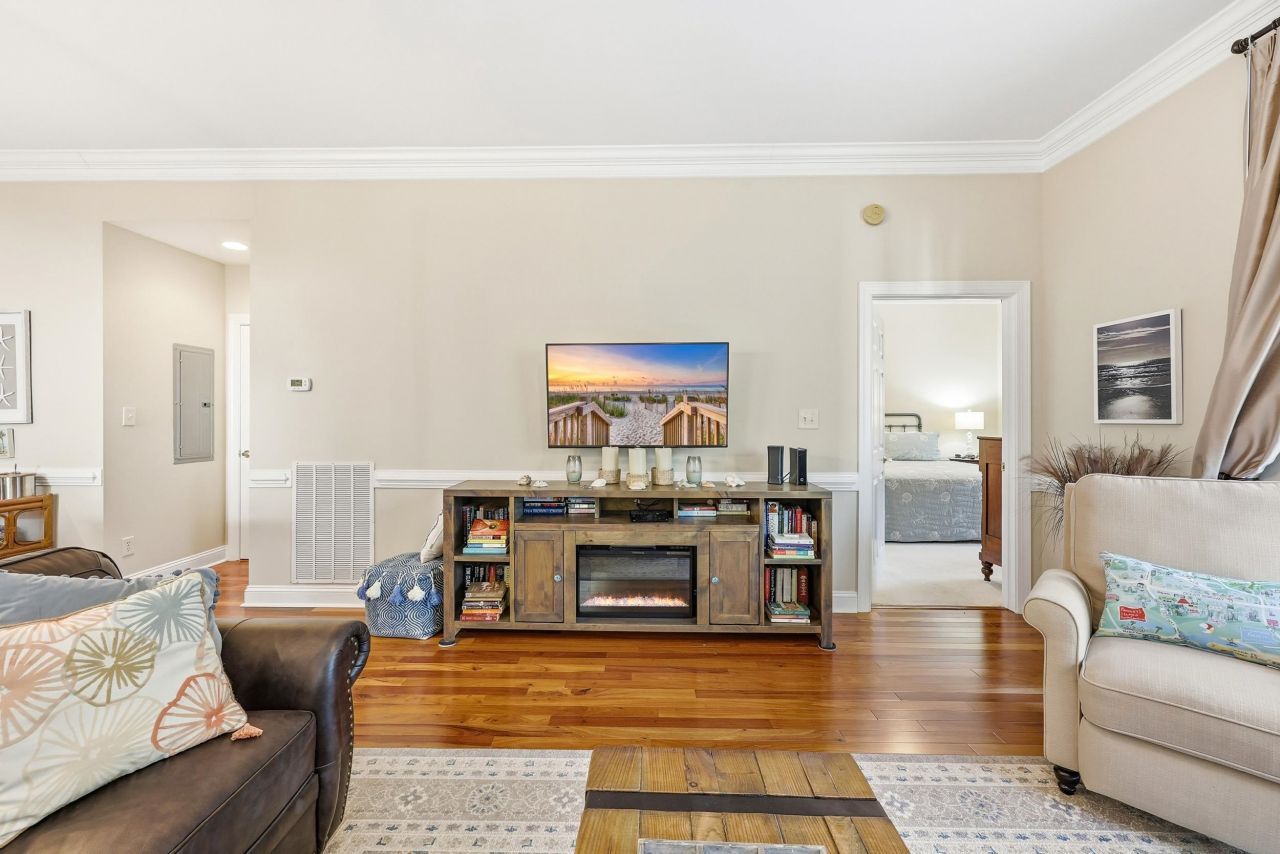 123 Avian Dr.  Photo 10