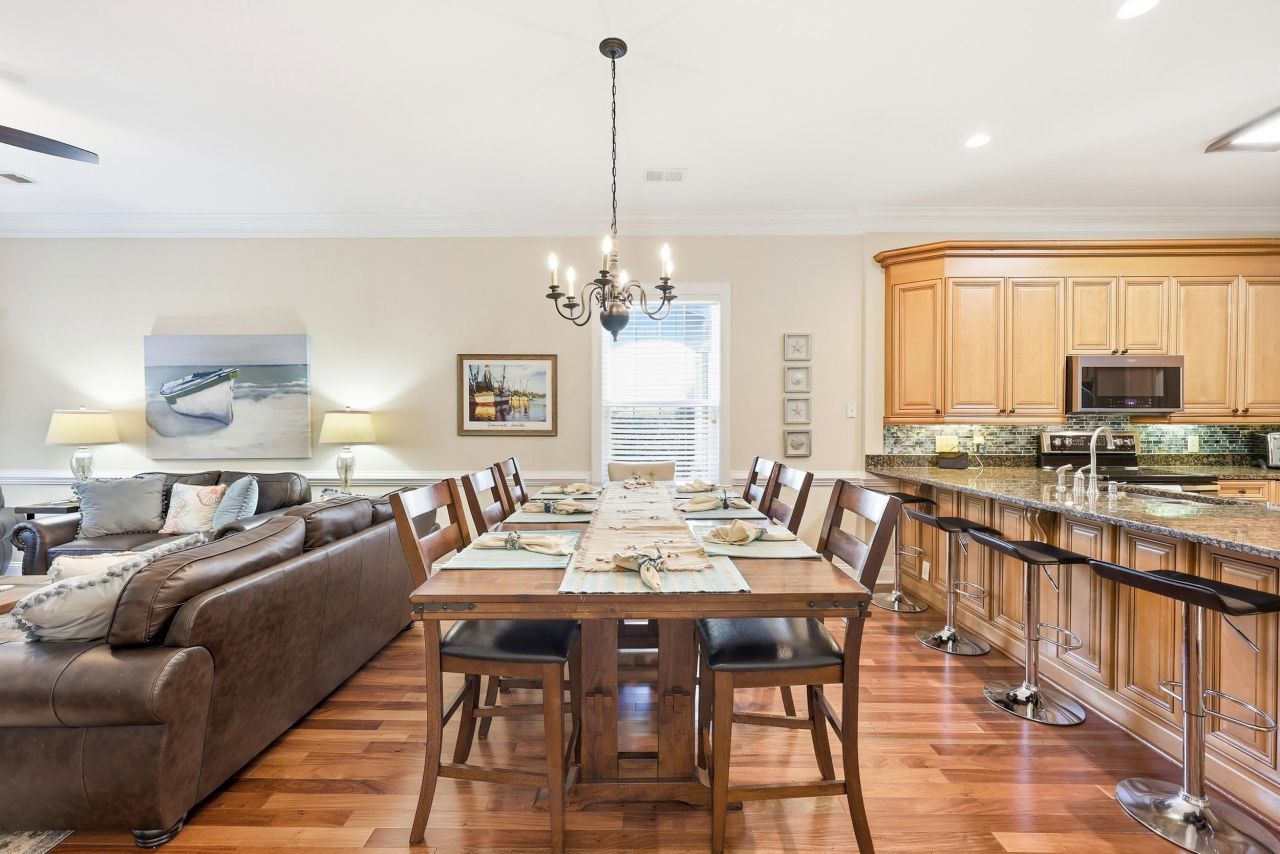 123 Avian Dr.  Photo 8