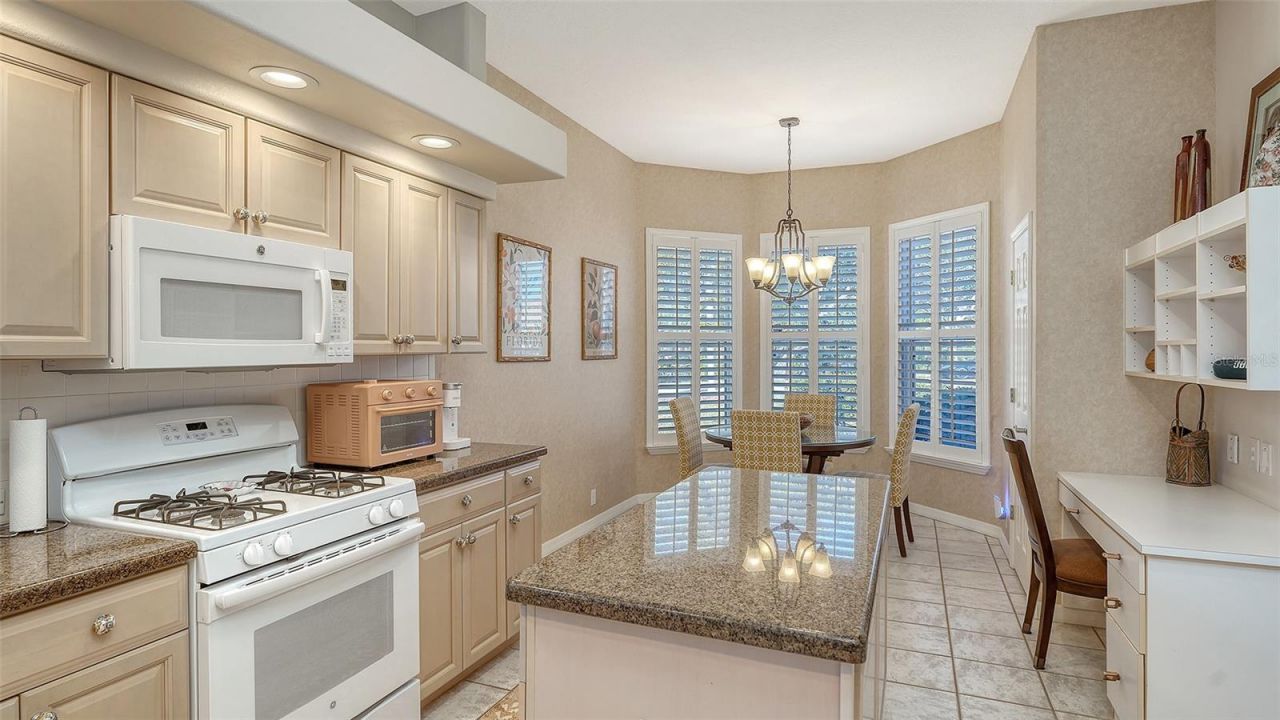 5811 White Oak Bayou Court, Bradenton, FL 34203 Photo