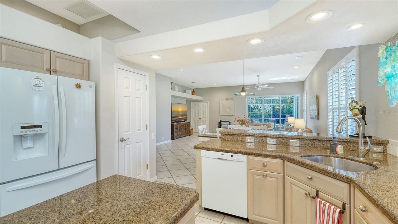 5811 White Oak Bayou Court, Bradenton, FL 34203 Photo