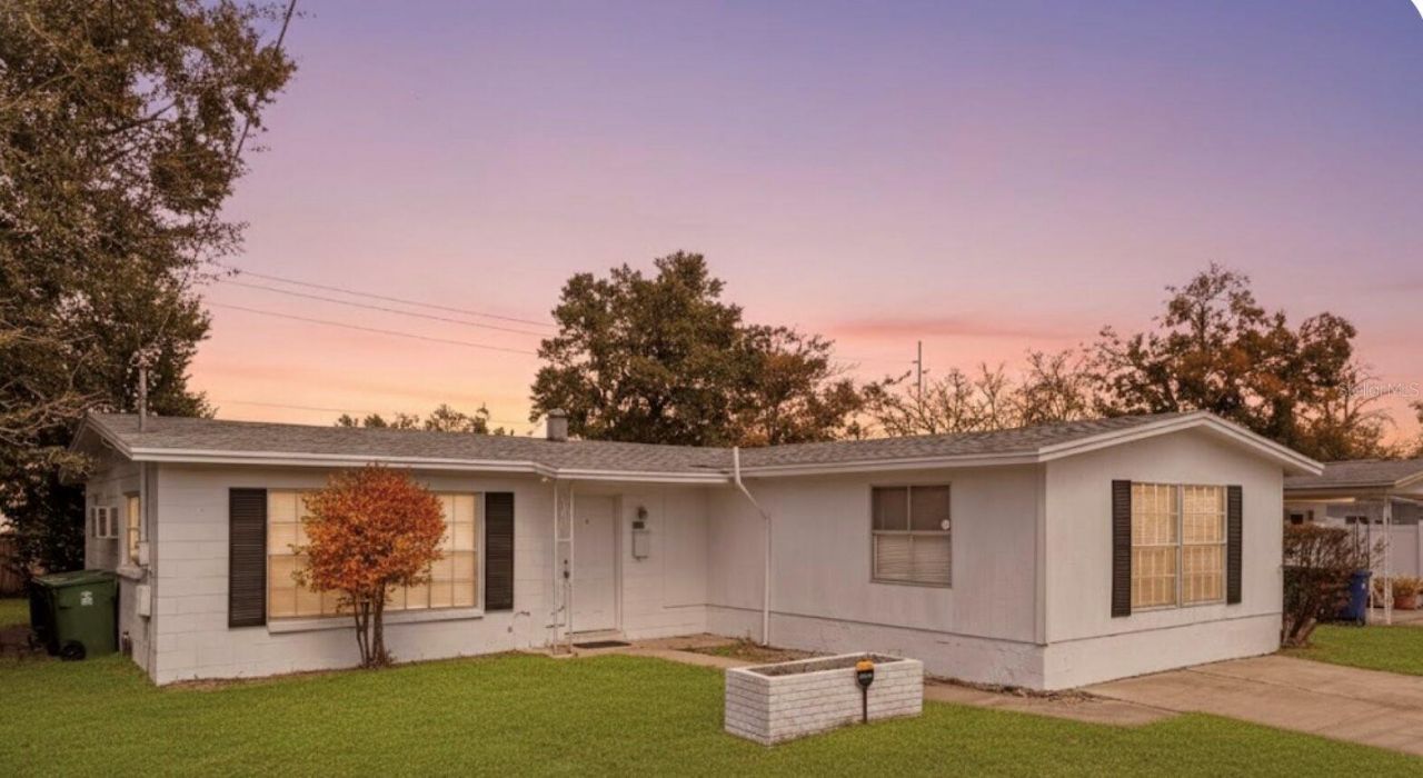 2312 E 112th Avenue, Tampa, FL 33612 Main Photo