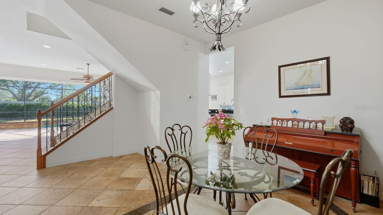 6627 38th Lane E, Sarasota, FL 34243 Photo