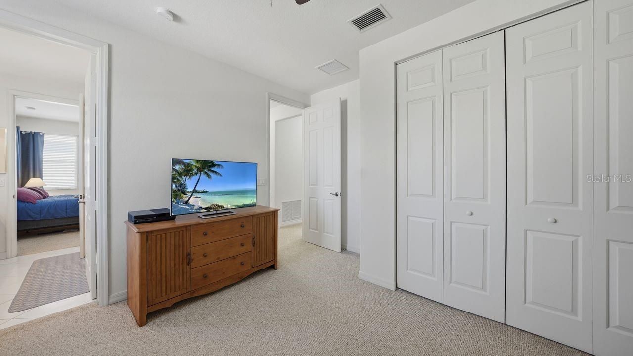 6627 38th Lane E, Sarasota, FL 34243 Photo