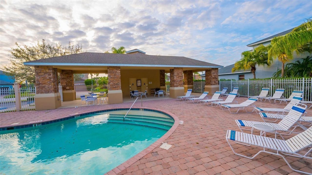 6627 38th Lane E, Sarasota, FL 34243 Photo