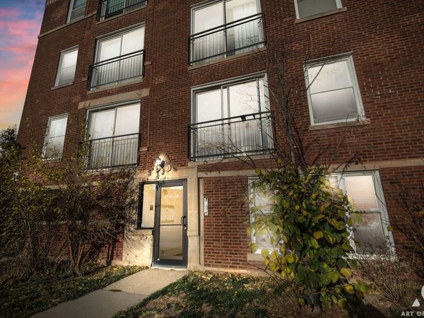 3739 N Milwaukee Avenue, Unit 107, Chicago, IL 60641