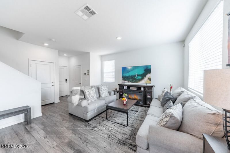 8830 Wolf Moon Drive, Reno, NV 89506 Photo