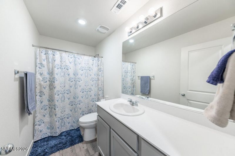 8830 Wolf Moon Drive, Reno, NV 89506 Photo