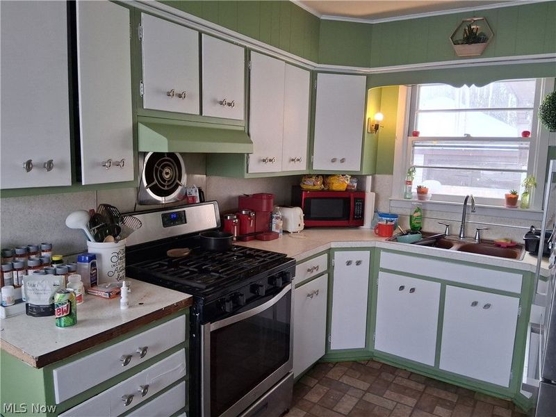 2516 Weir, Warren, OH 44483 Photo 2