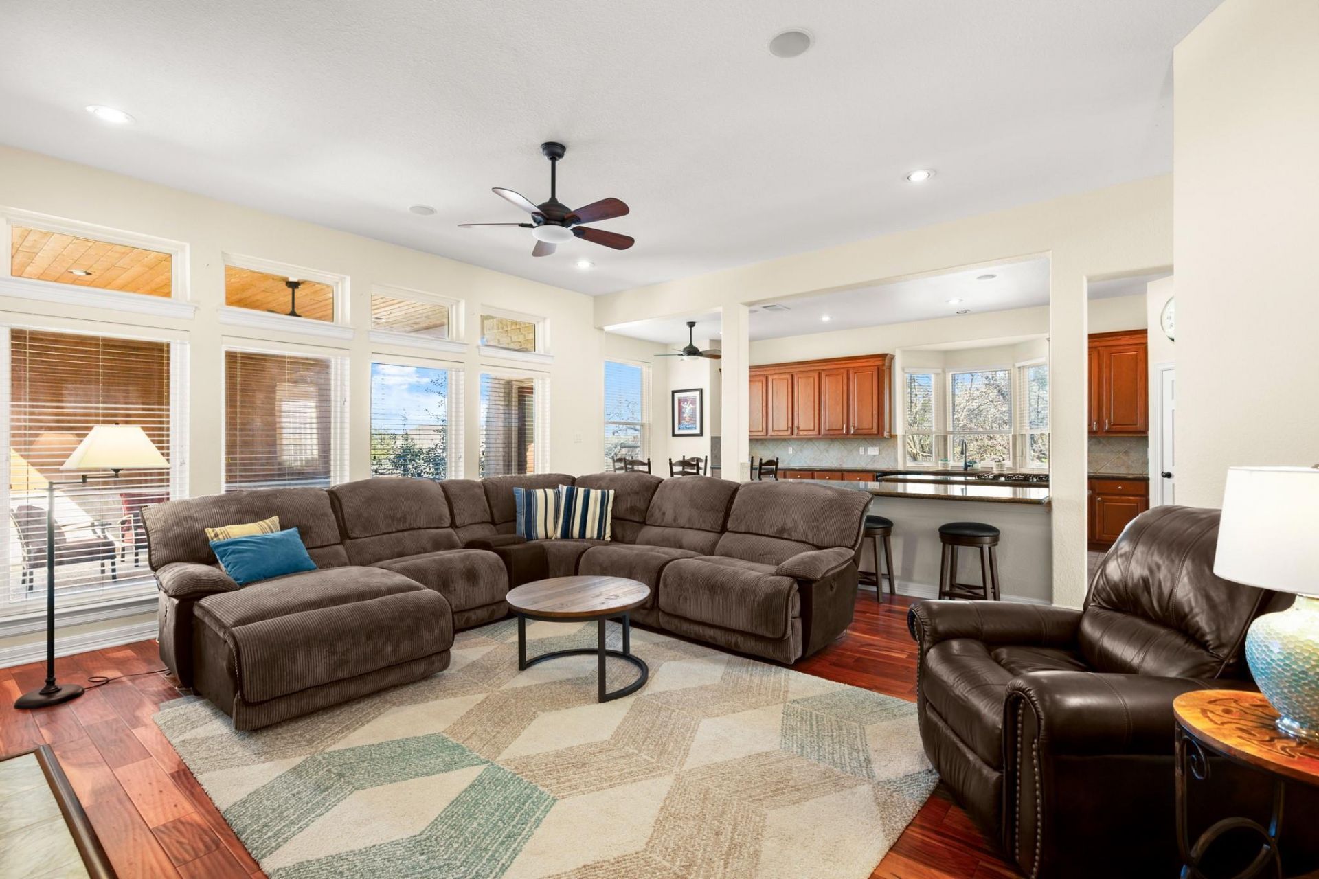 1543 Weiskopf Loop, Round Rock, TX 78664 Main Photo
