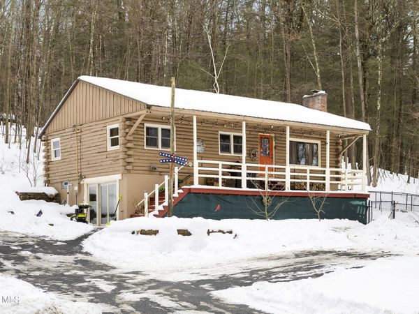 59 Higgins Road, Wynantskill, NY 12198