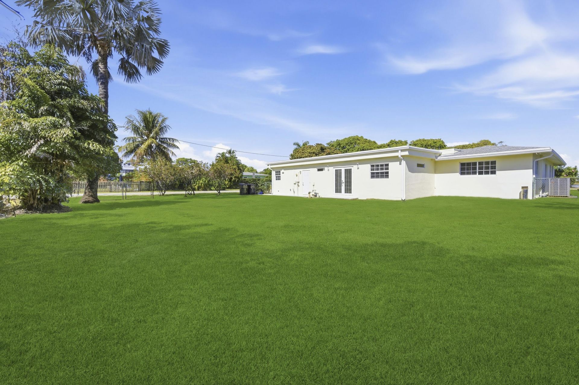 1814 Lake Osborne Drive, Lake Worth Beach, FL 33461 Photo
