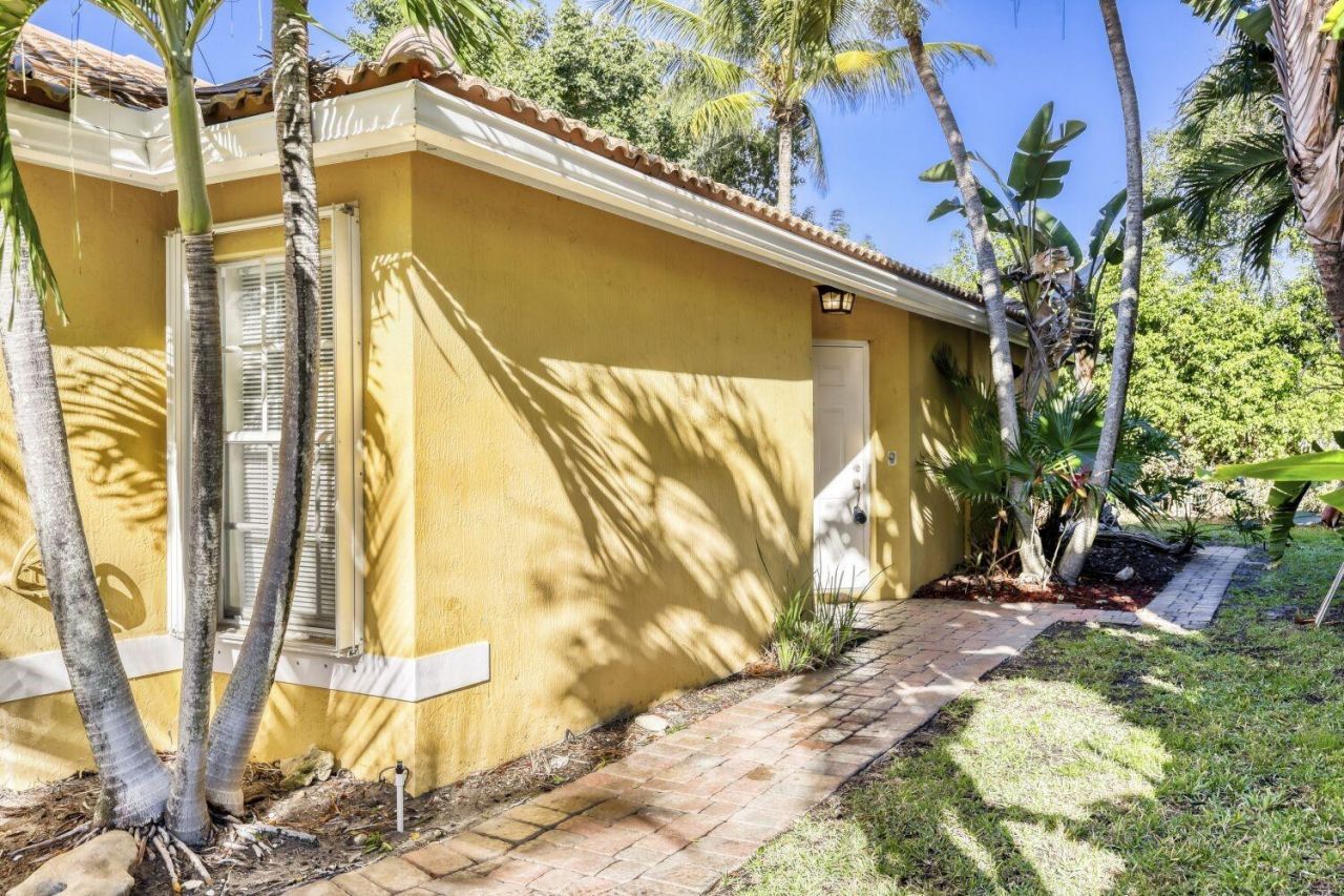 3339 Blue Fin Dr, West Palm Beach, FL 33411 Photo