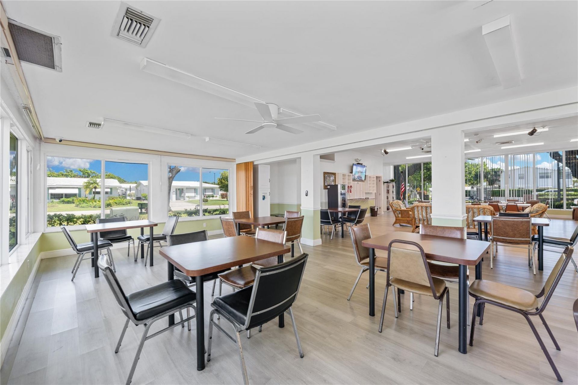 220 S Golf Boulevard, Pompano Beach, FL 33064 Photo