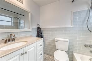 200 NE 12th Avenue, Unit 6a, Hallandale Beach, FL 33009 Photo