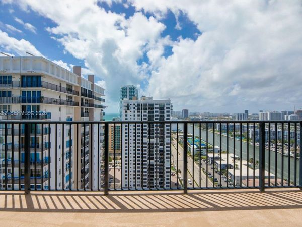 2101 S Ocean Dr, Unit 2608, Hollywood, FL 33019
