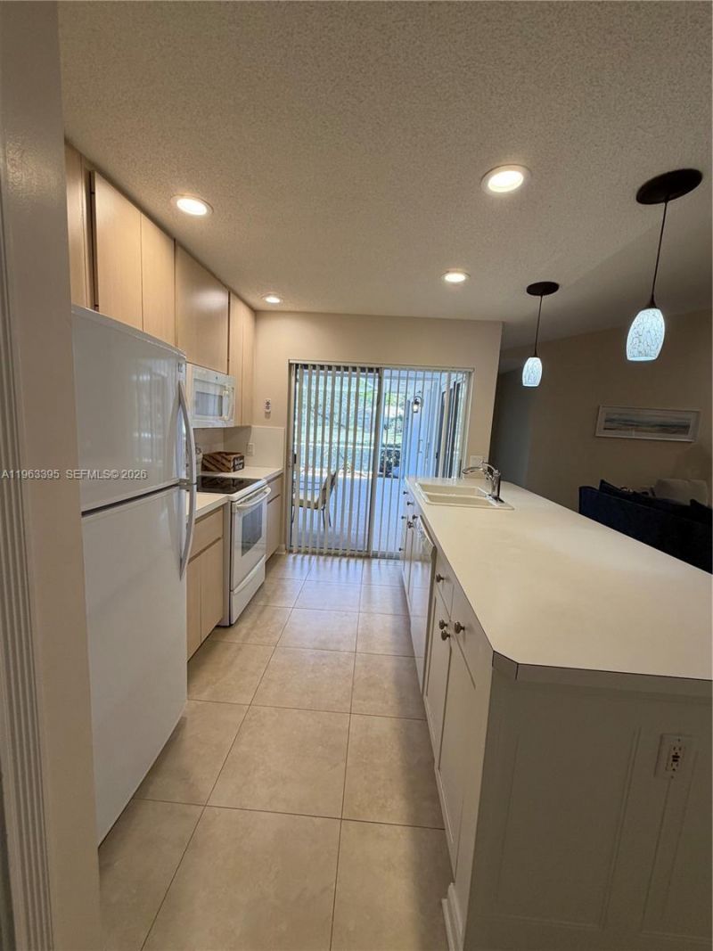 101 Silverleaf Oak Ct , Unit 101, Palm Beach Gardens, FL 33410 Photo