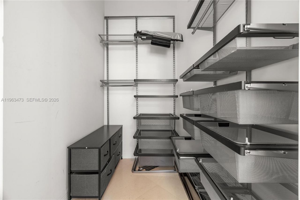 20000 E Country Club Dr, Unit 716, Aventura, FL 33180 Photo