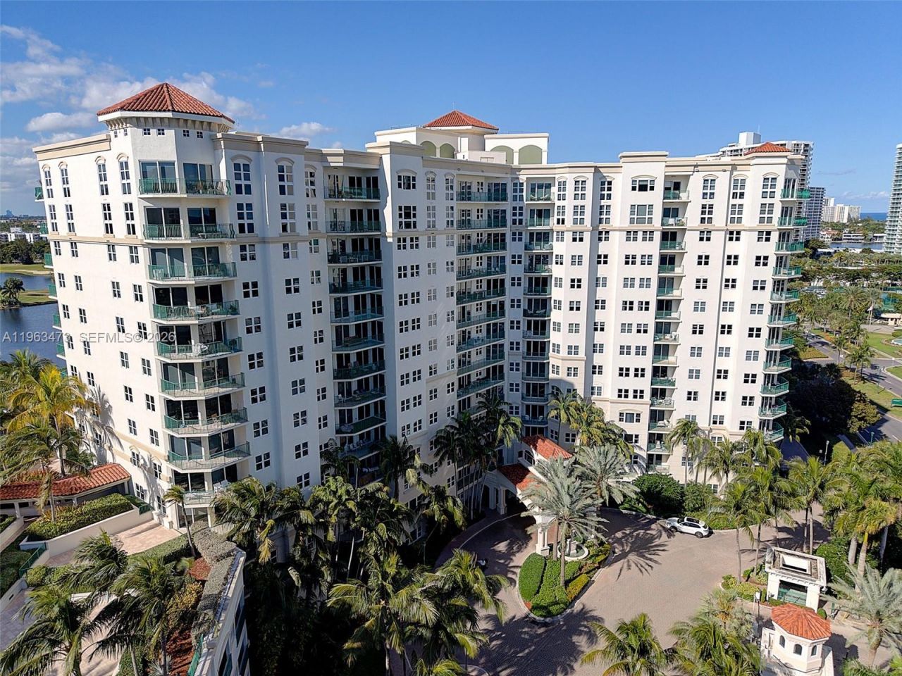 20000 E Country Club Dr, Unit 716, Aventura, FL 33180 Photo