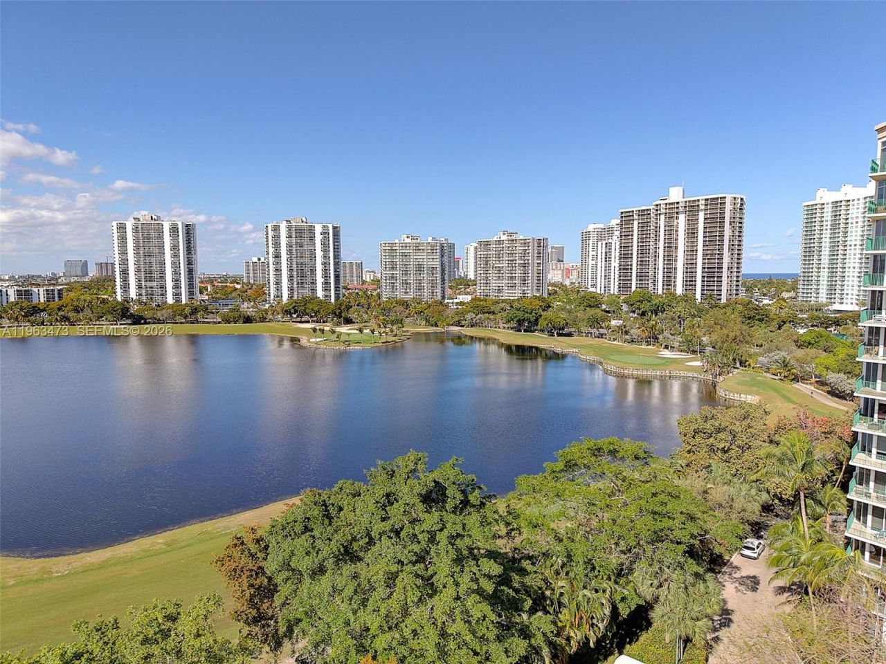 20000 E Country Club Dr, Unit 716, Aventura, FL 33180 Photo