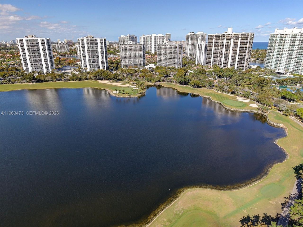 20000 E Country Club Dr, Unit 716, Aventura, FL 33180 Photo