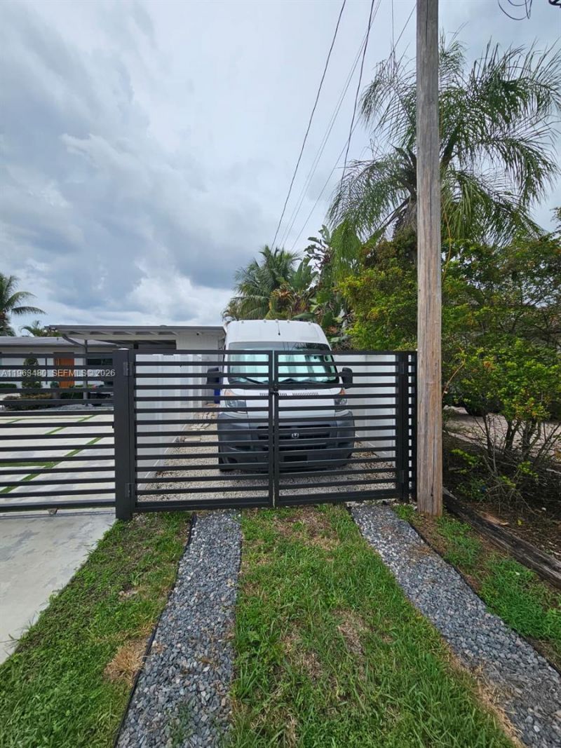 2543 Gulfstream Ln , Fort Lauderdale, FL 33312 Photo