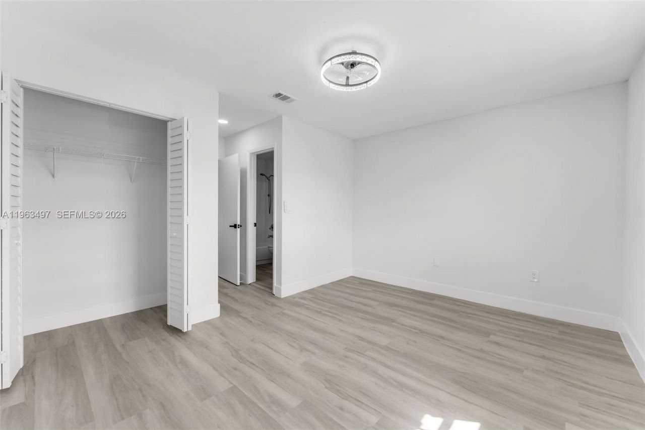 15430 SW 74th Cir Ct 506, Miami, FL 33193 Photo