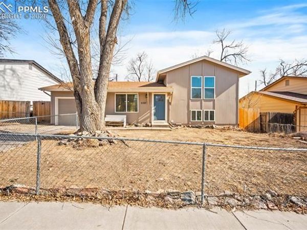2123 Fernwood Drive, Colorado Springs, CO 80910