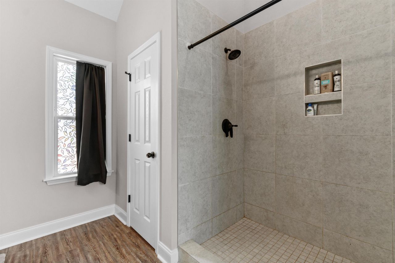 131 Rhodus Ave. Photo 18