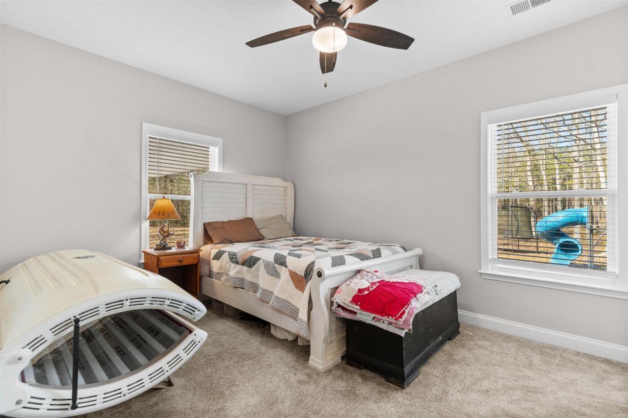 131 Rhodus Ave. Photo 20