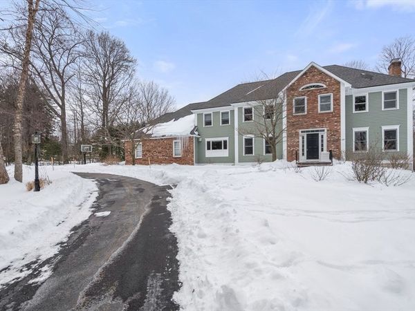 177 Bay Colony Drive, Westwood, MA 02090