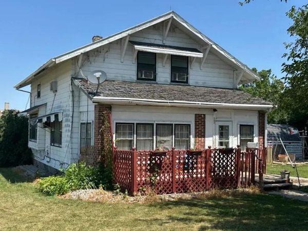 342 W 3rd Street, Winner, SD 57580