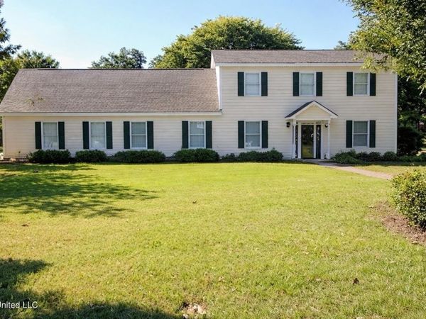 425 Briarwood Cove, Greenville, MS 38701