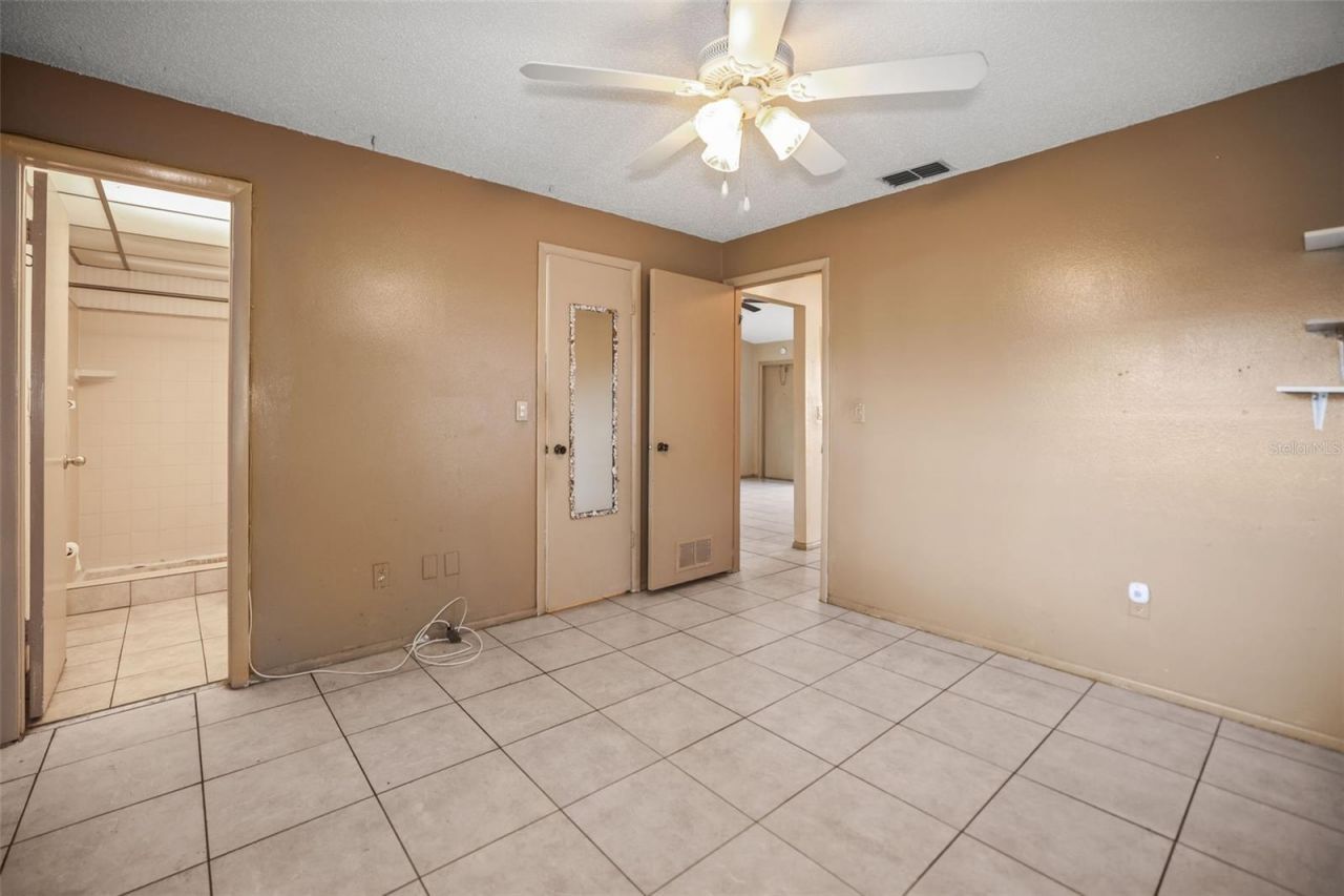 10049 88th Way, Seminole, FL 33777 Photo