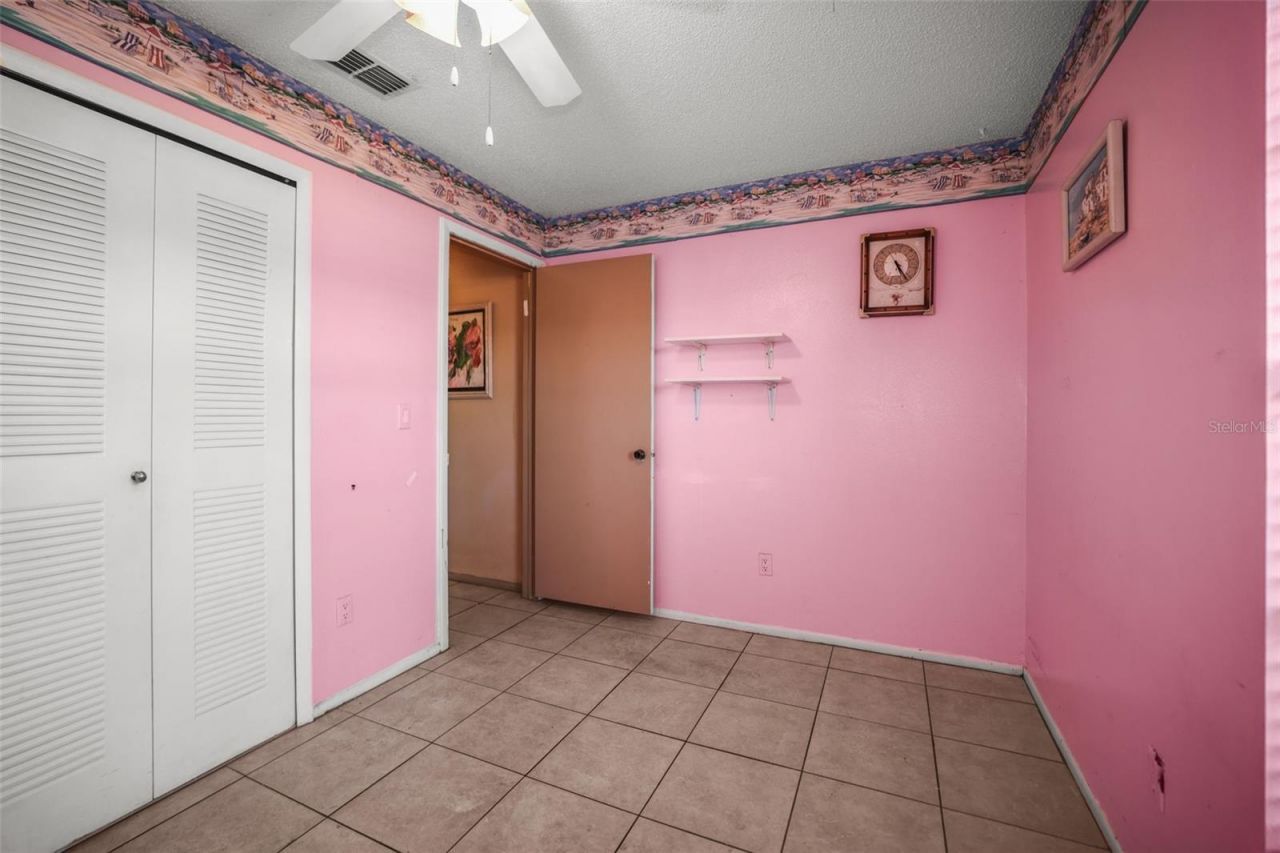 10049 88th Way, Seminole, FL 33777 Photo