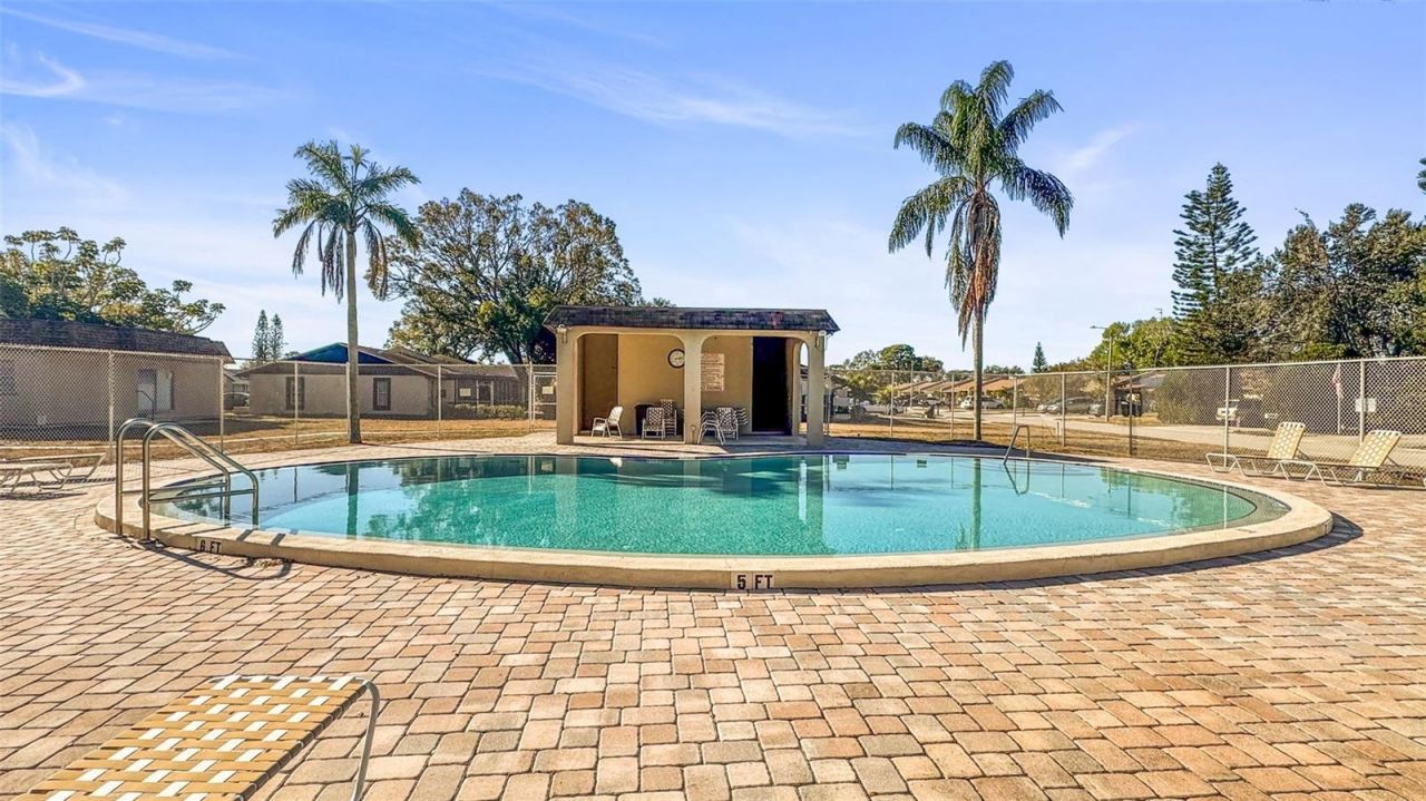 10049 88th Way, Seminole, FL 33777 Photo