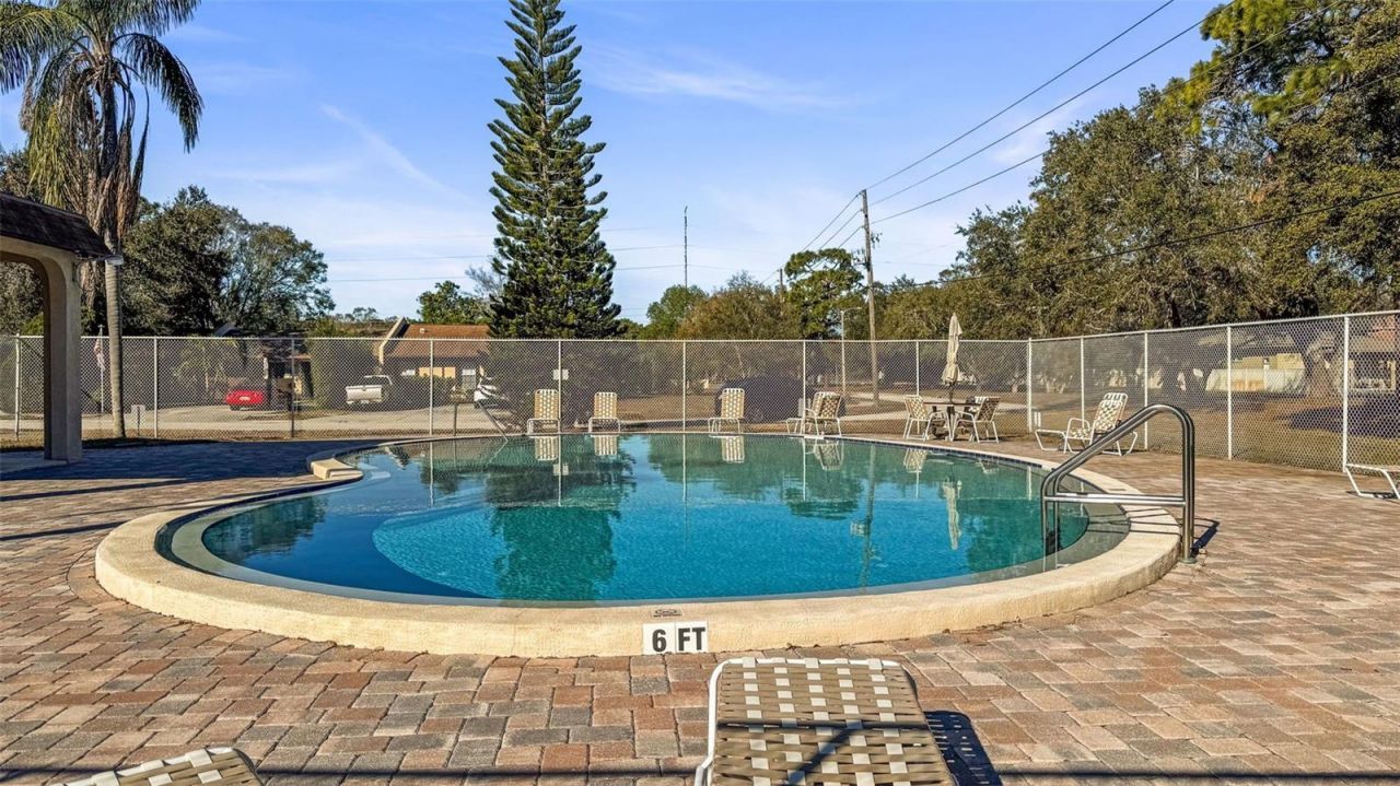 10049 88th Way, Seminole, FL 33777 Photo