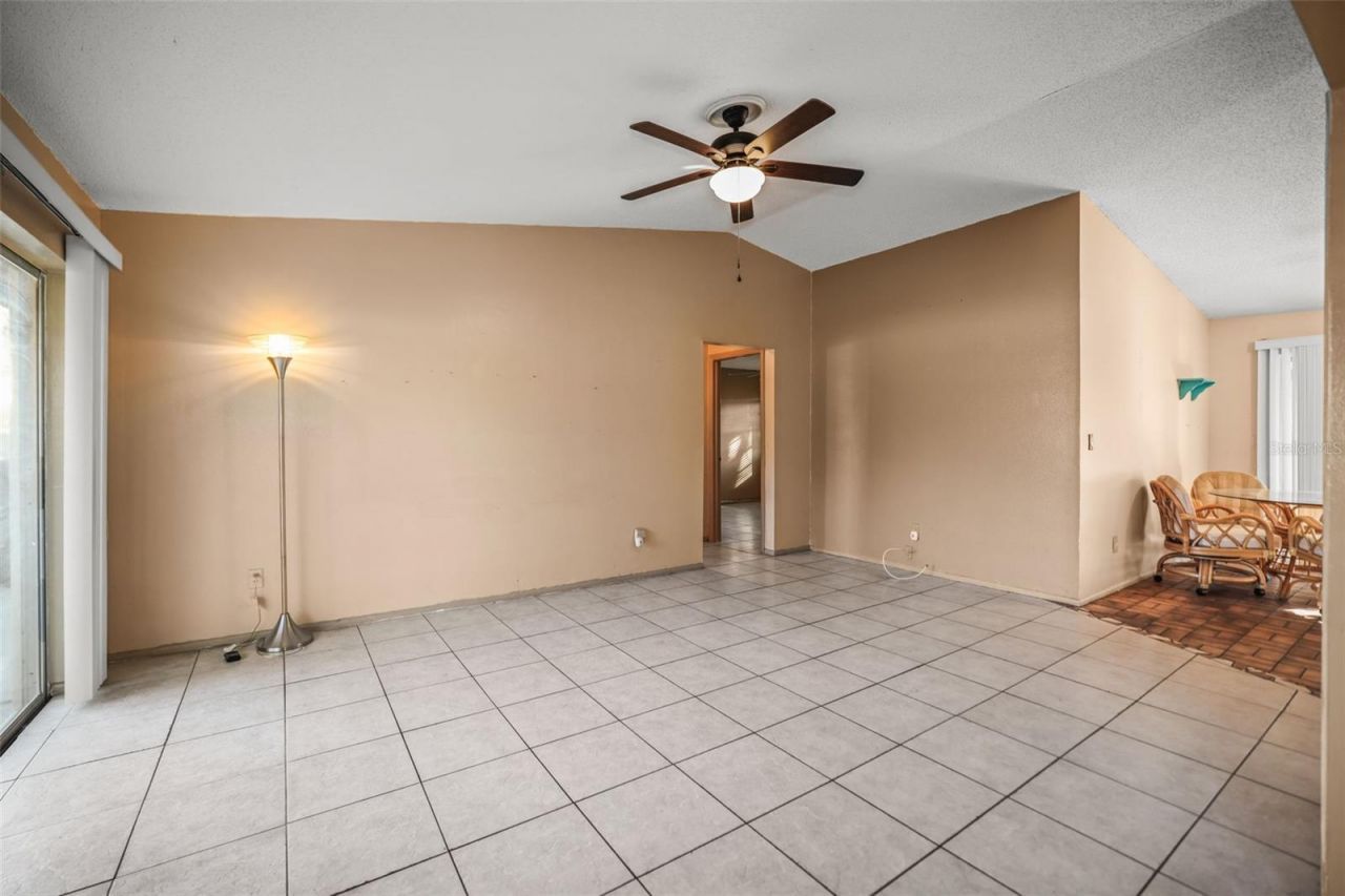 10049 88th Way, Seminole, FL 33777 Photo