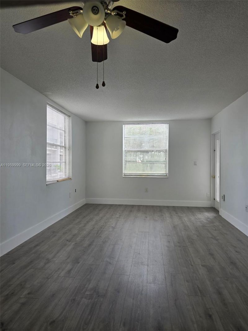 5755 W 20th Ave, Unit 312, Hialeah, FL 33012 Photo