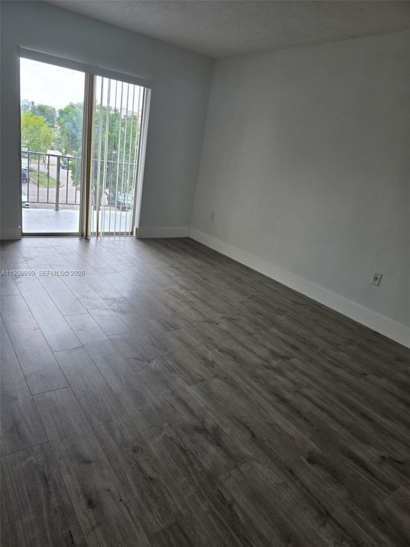 5755 W 20th Ave, Unit 312, Hialeah, FL 33012 Photo