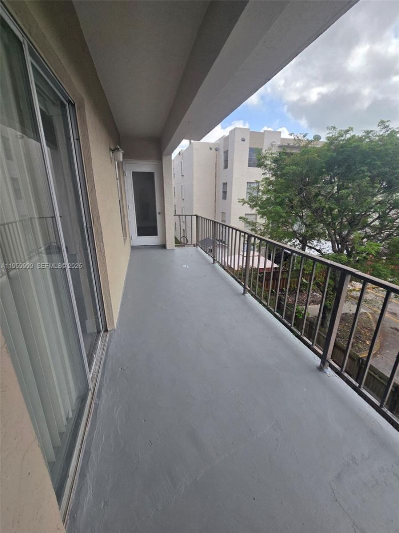 5755 W 20th Ave, Unit 312, Hialeah, FL 33012 Photo